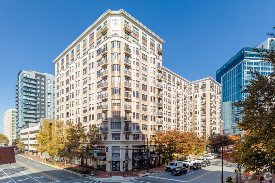 Primary Photo Of 7710 Woodmont Ave, Bethesda Apartments For Lease