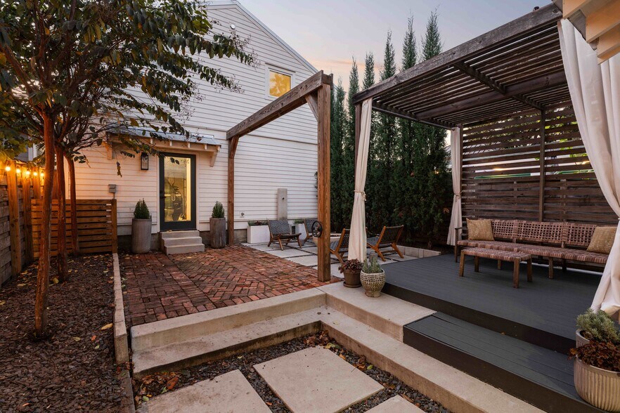 More Photos Of 1231 6th Ave N, Nashville Loft Creative Space For Lease