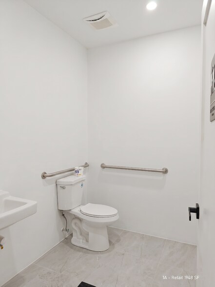 More Photos Of 1546 Broadway, Brooklyn Apartments For Sale