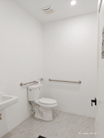 More Photos Of 1546 Broadway, Brooklyn Apartments For Sale
