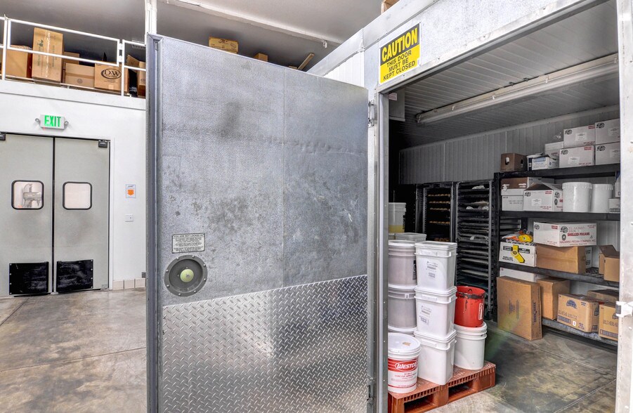 More Photos Of 703 S Main St, Burbank Food Processing For Sale