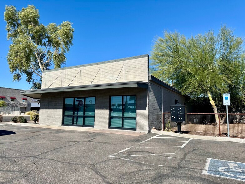 More Photos Of 4601 N 7th Ave, Phoenix Light Distribution For Lease