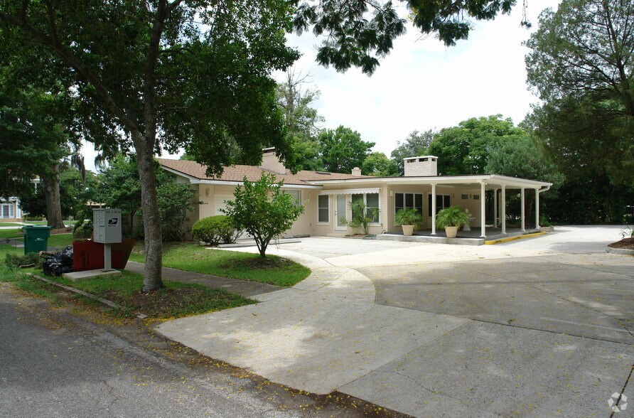 More Photos Of 1025 W New York Ave, Deland Coworking Space