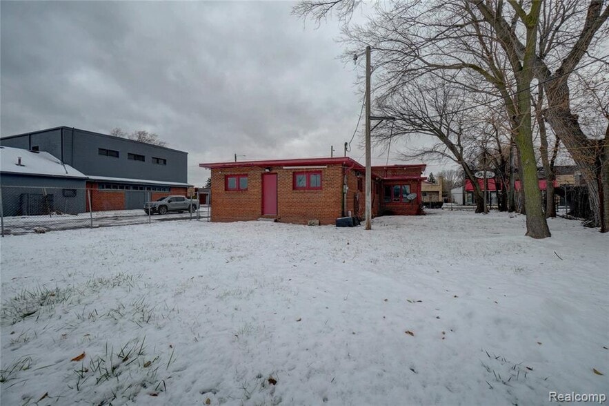 More Photos Of 14755 Fenkell St, Detroit Medical For Sale