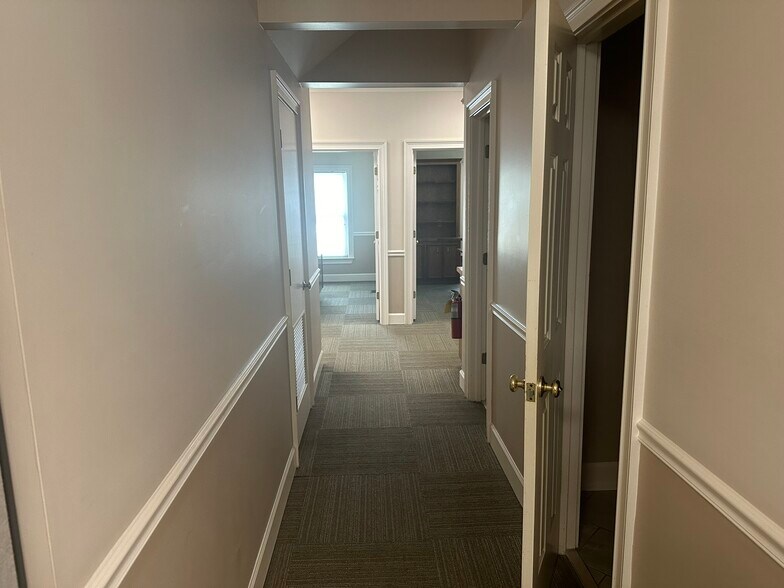 More Photos Of 2601 Commons Blvd, Augusta Office For Lease