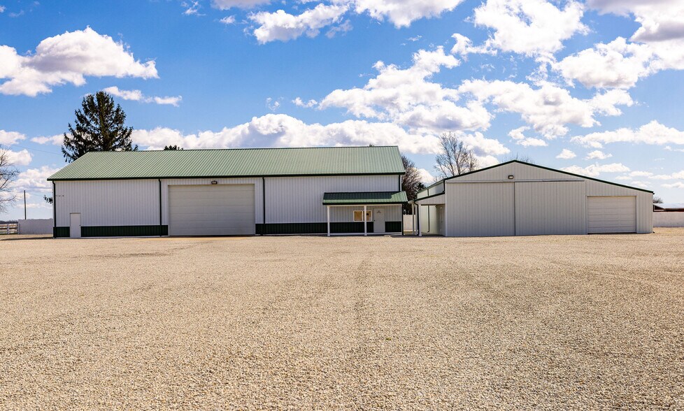 More Photos Of 7754 S State Route 73, Wilmington Flex For Lease