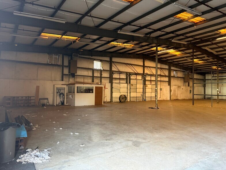 More Photos Of 312 E 9th St, Scotland Neck Industrial For Lease