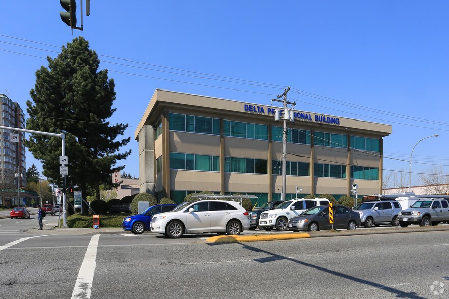 More Photos Of 8035 120th St, Delta Medical For Lease