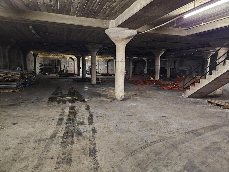 More Photos Of 102 Railroad Ave NE, Aberdeen Flex For Sale