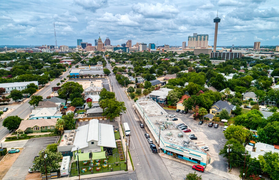 More Photos Of 1012-1032 S Presa St, San Antonio Unknown For Lease