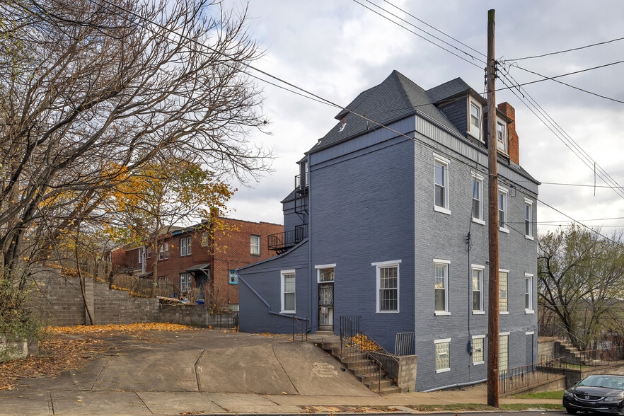 More Photos Of 5433 Broad St, Pittsburgh Assisted Living For Sale