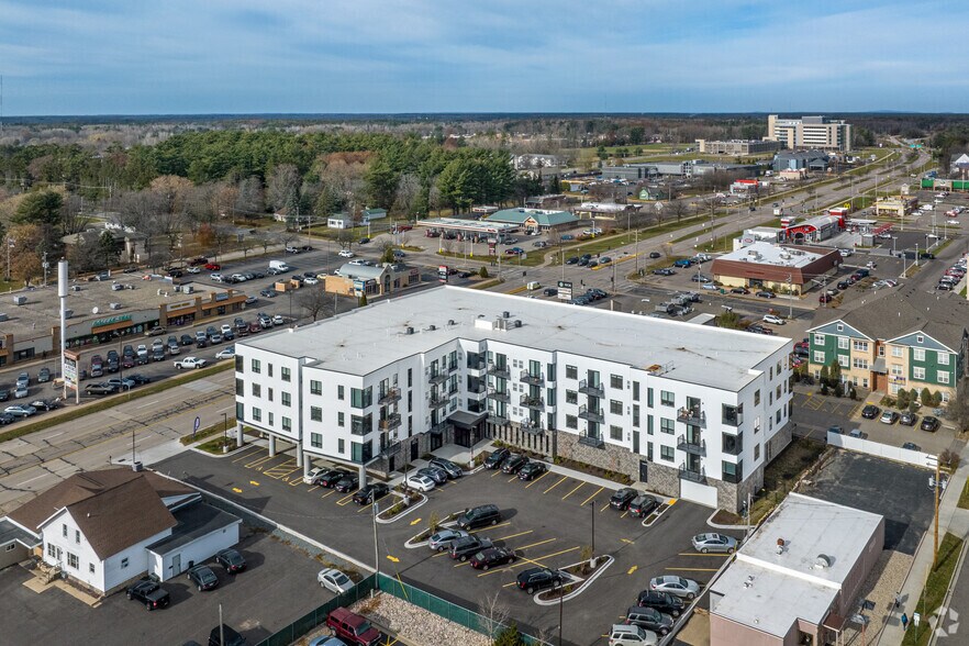 More Photos Of 209 Division St, Stevens Point Apartments For Lease