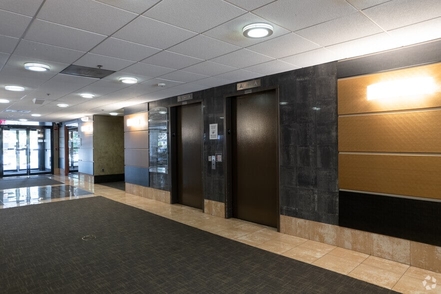 More Photos Of 266 Harristown Rd, Glen Rock Office For Sale