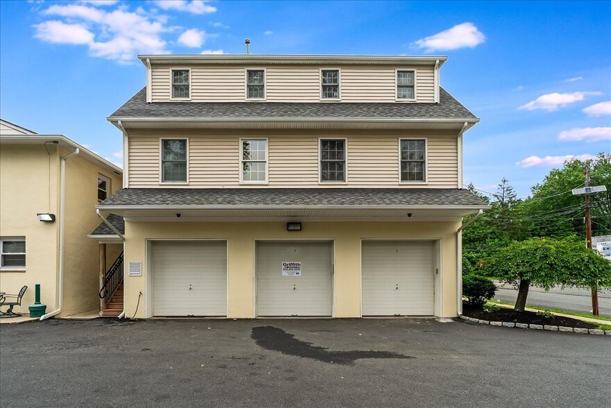 More Photos Of 1590 E 2nd St, Scotch Plains Office For Sale
