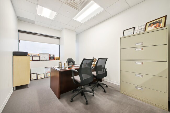 More Photos Of 1150 South Ave, Staten Island Office For Lease