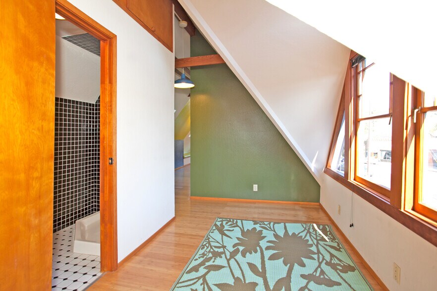 More Photos Of 1734 Solano Ave, Berkeley Office For Lease