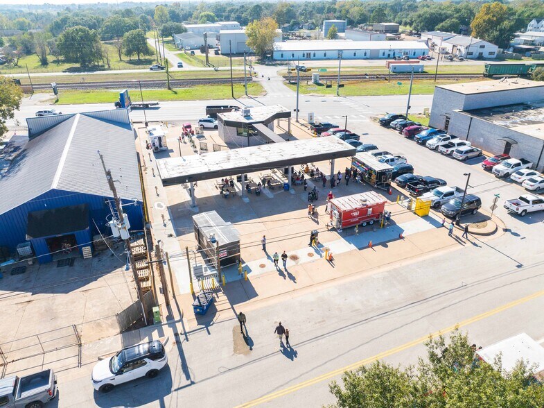 Primary Photo Of 2311 Main St, Waller Flex For Lease