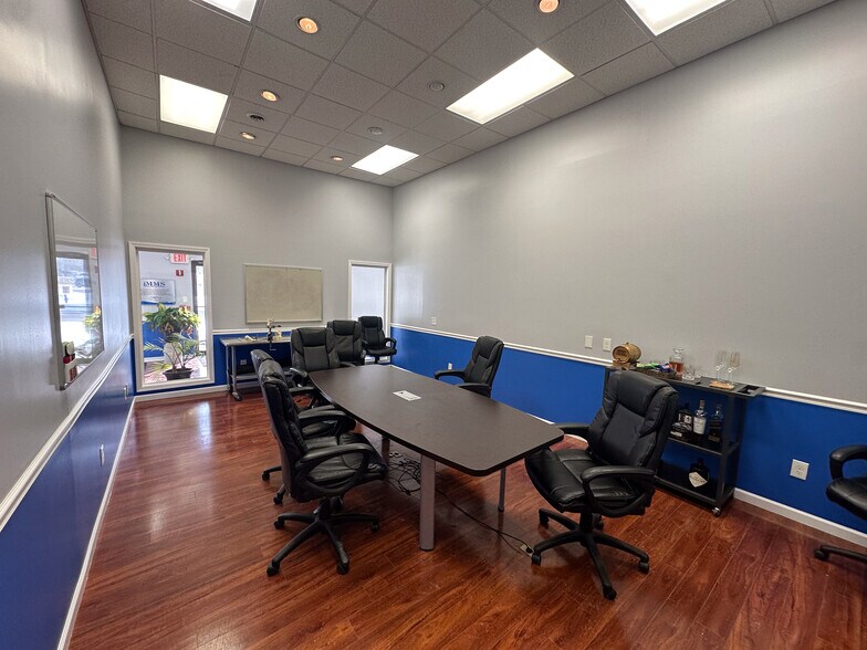 More Photos Of 1290 Blossom Dr, Victor Medical For Lease