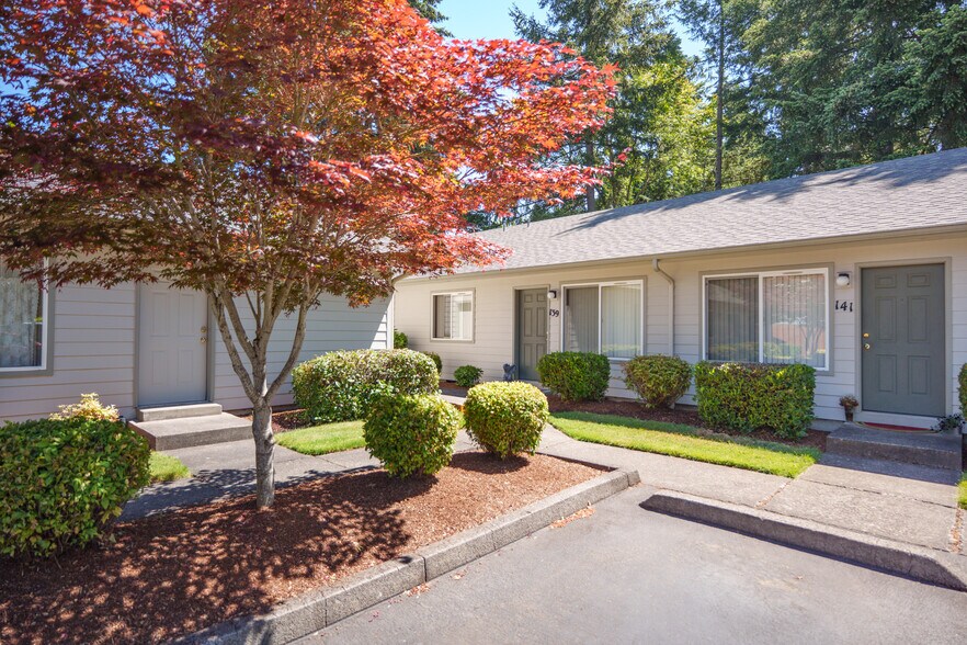 More Photos Of 133-143 Friendship Ave SE, Salem Apartments For Sale