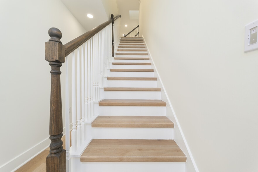 More Photos Of 1628 Walnut St, Jacksonville Multifamily For Sale