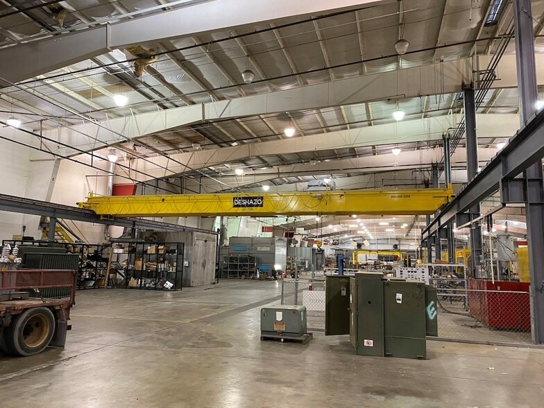 More Photos Of 896 Bowling Green Rd, Lexington Manufacturing For Lease