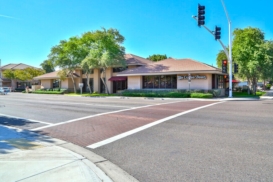 More Photos Of 4032 N Miller Rd, Scottsdale Office For Sale