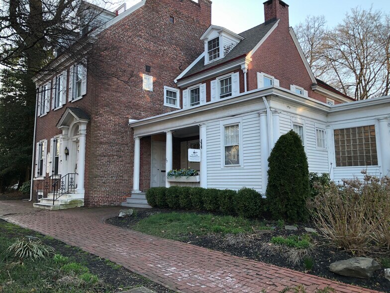 More Photos Of 255 E Kings Hwy, Haddonfield Office For Sale