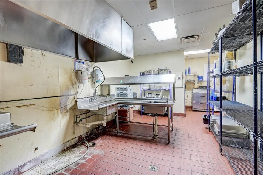 More Photos Of 10950 W Good Hope Rd, Milwaukee Restaurant For Sale