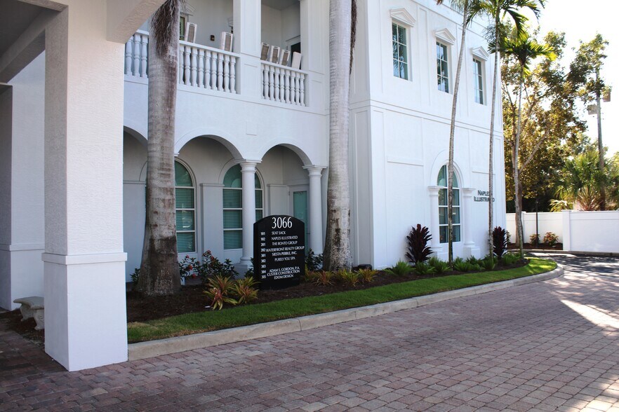 More Photos Of 3060-3066 Tamiami Trl N, Naples Unknown For Lease