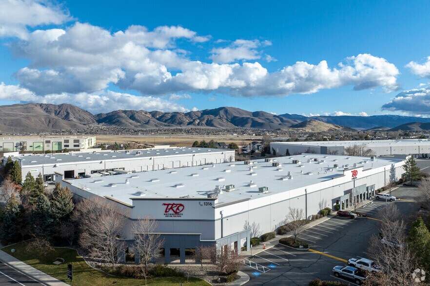 More Photos Of 1316 Capital Blvd, Reno Warehouse For Lease
