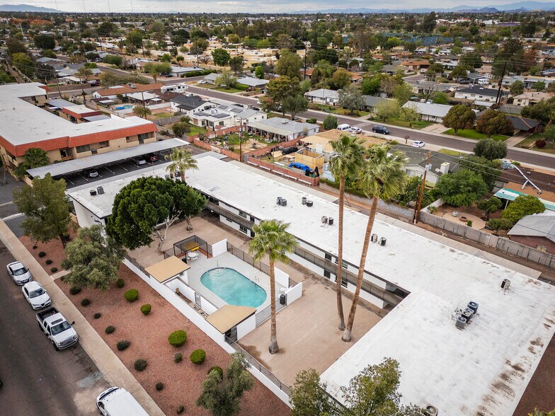 More Photos Of 2014 W Berridge Ln, Phoenix Apartments For Sale