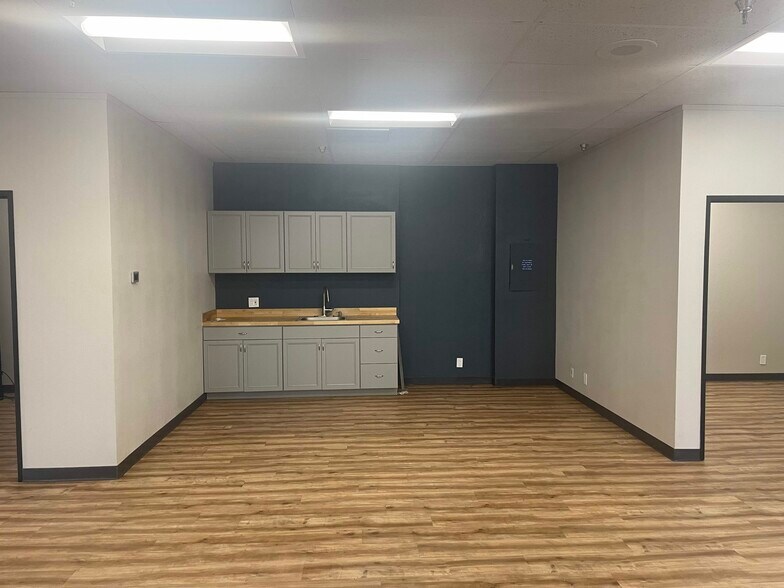 More Photos Of 2655 Stanwell Dr, Concord Office For Lease