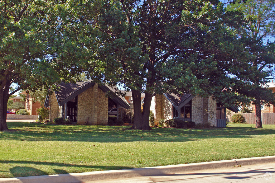 Primary Photo Of 3501 NW 50th St, Oklahoma City Medical For Lease