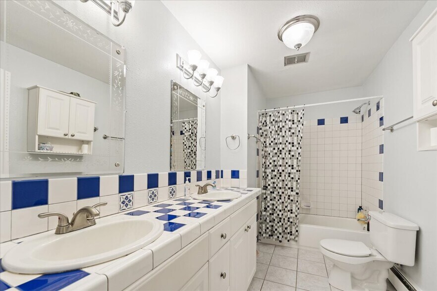 More Photos Of 205 A St, Fairbanks Apartments For Sale
