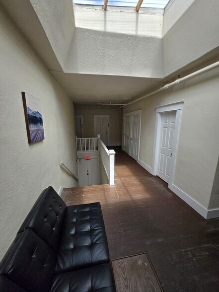 More Photos Of 57 N Adams St, Coquille Apartments For Lease