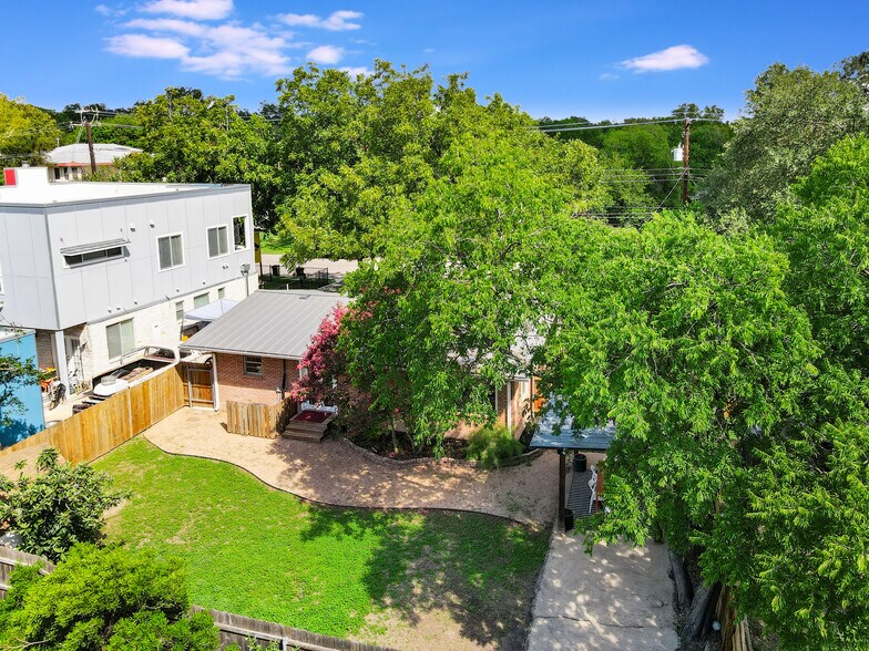 More Photos Of 2117 Shoalmont Dr, Austin Office Residential For Sale