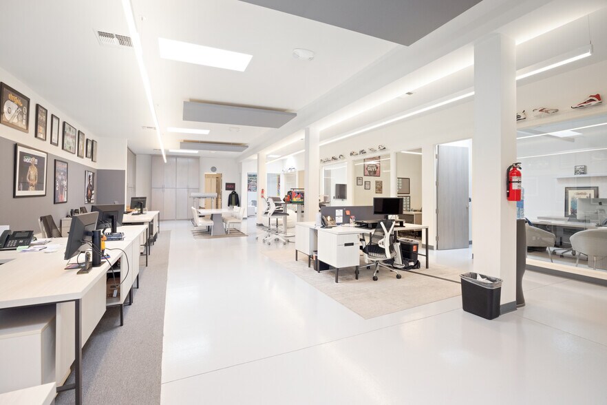 More Photos Of 13456 Beach Ave, Marina Del Rey Loft Creative Space For Sale