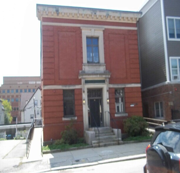 More Photos Of 195 Angell St, Providence Office For Sale