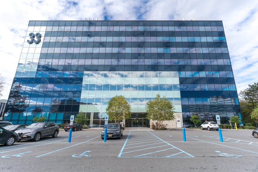 More Photos Of 33 Wood Ave S, Iselin Coworking Space