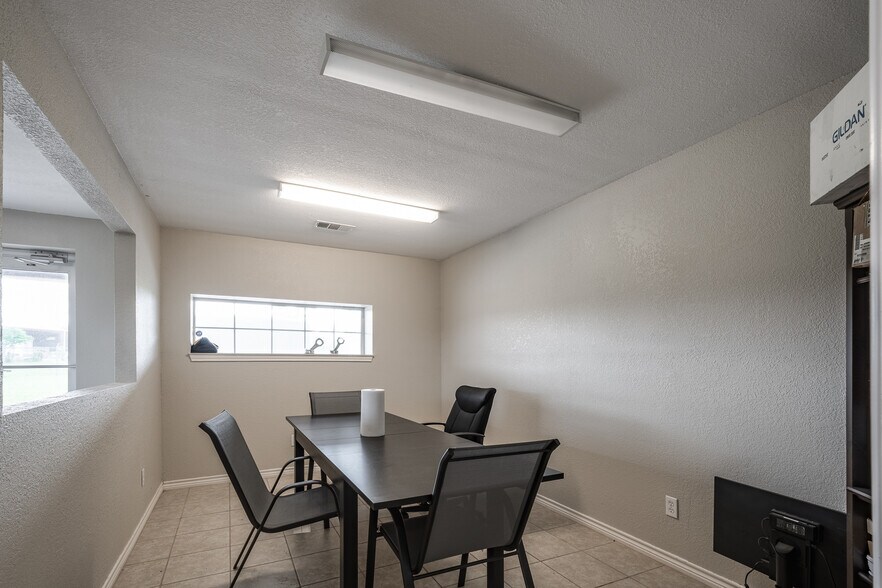 More Photos Of 12586 US-59, Splendora Warehouse For Sale