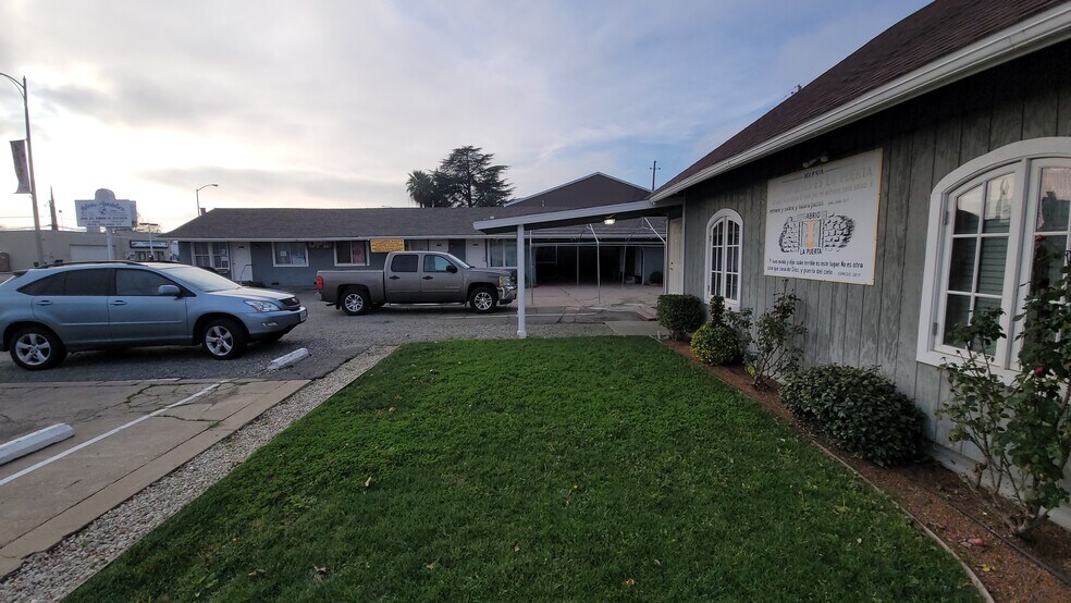 More Photos Of 1806 Solano St, Corning General Retail For Sale