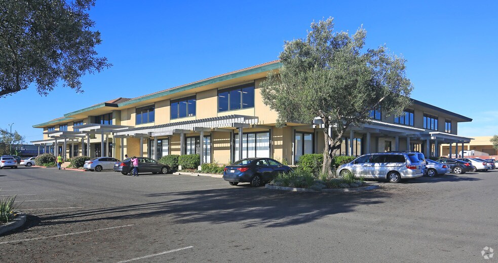 More Photos Of 8000 Edgewater Dr, Oakland Office For Lease