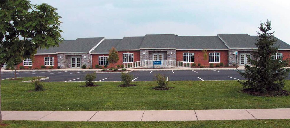 More Photos Of 4321 Easton Ave, Bethlehem Medical For Lease