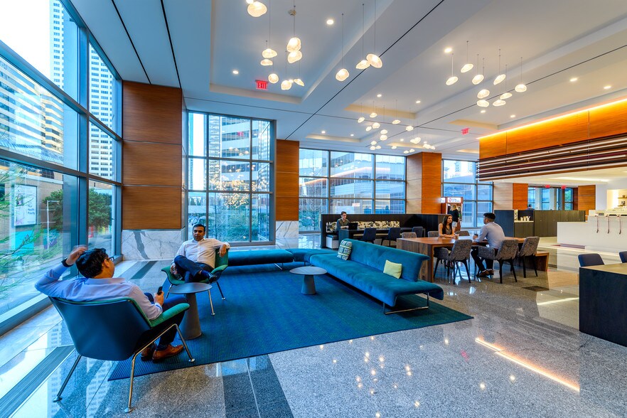 More Photos Of 1401 McKinney St, Houston Office For Lease