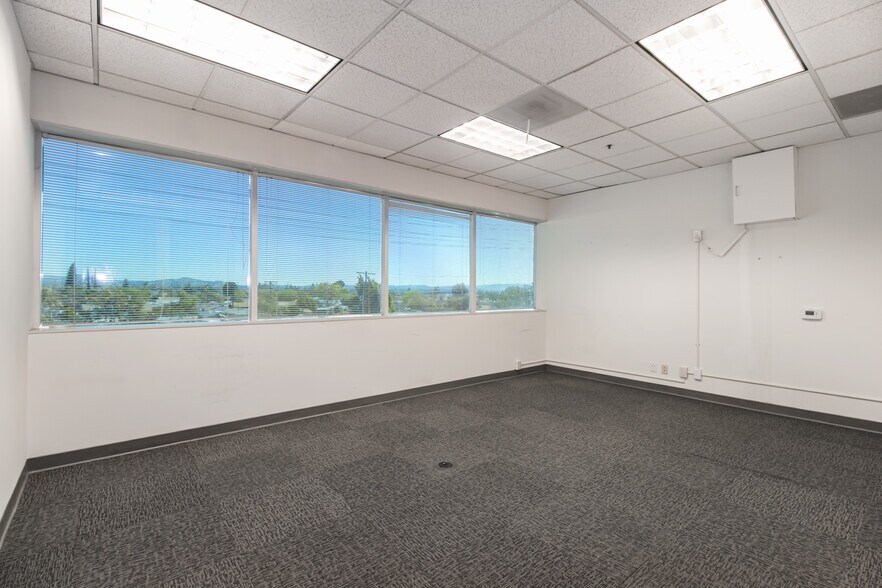 More Photos Of 1151 W 5th St, Azusa Medical For Sale