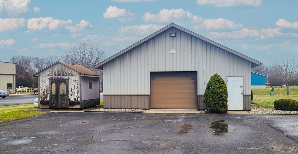 More Photos Of 2420 W Shoaff Rd, Huntertown Industrial For Lease