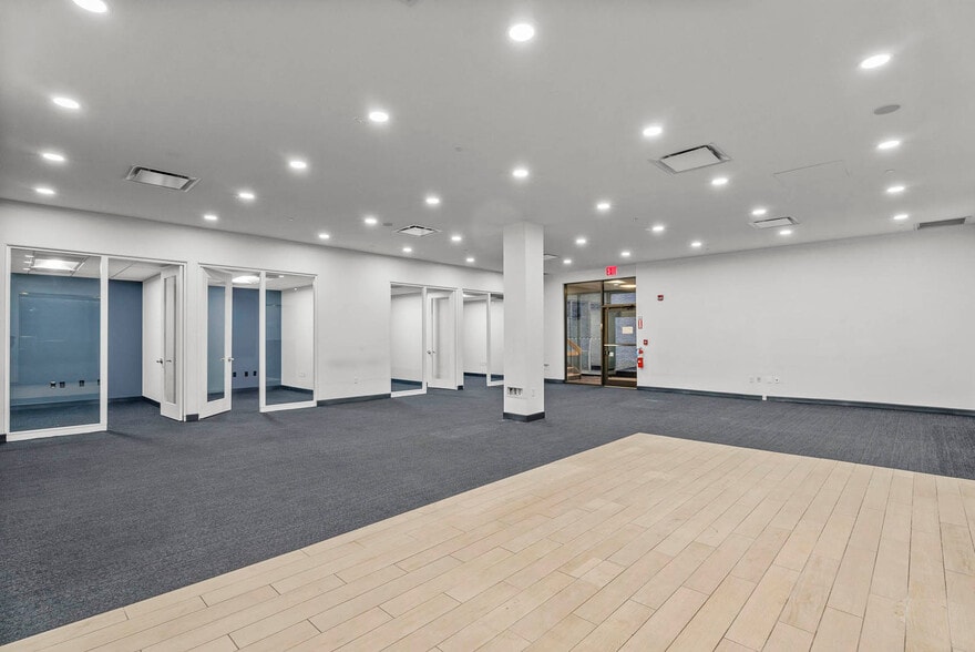 More Photos Of 288 N Broad St, Elizabeth Office For Lease