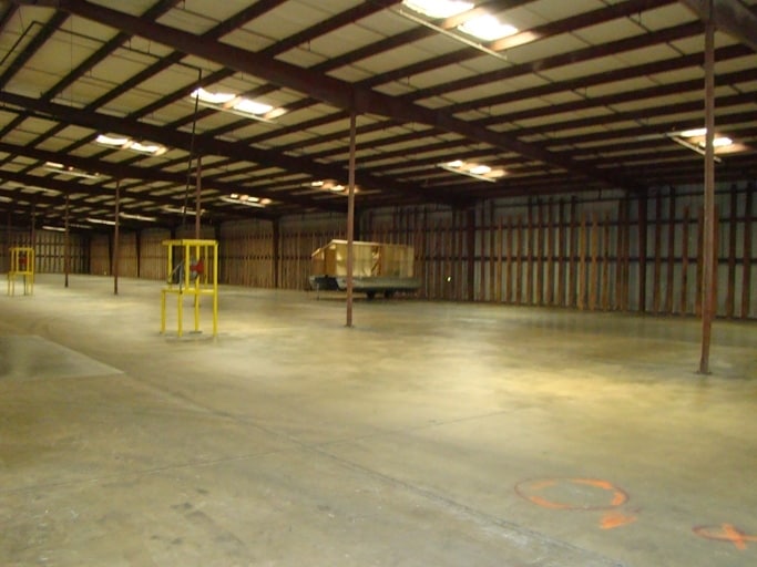 More Photos Of 1200 Lyell St, Milan Unknown For Lease