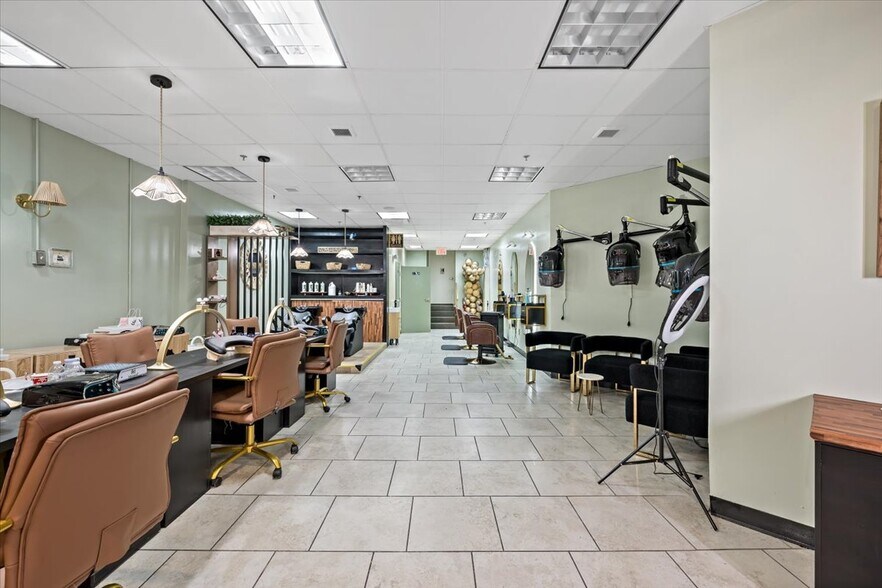 More Photos Of 128 N 8th St, Allentown Warehouse For Sale