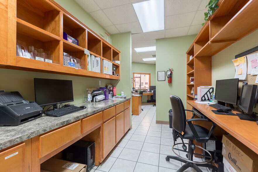 More Photos Of 110 E Savannah Ave, McAllen Medical For Sale